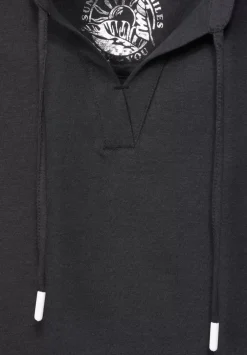 Top Mit Stickereidetail