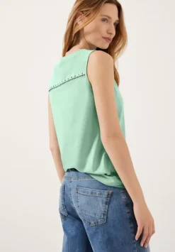 Top Mit Stickereidetail
