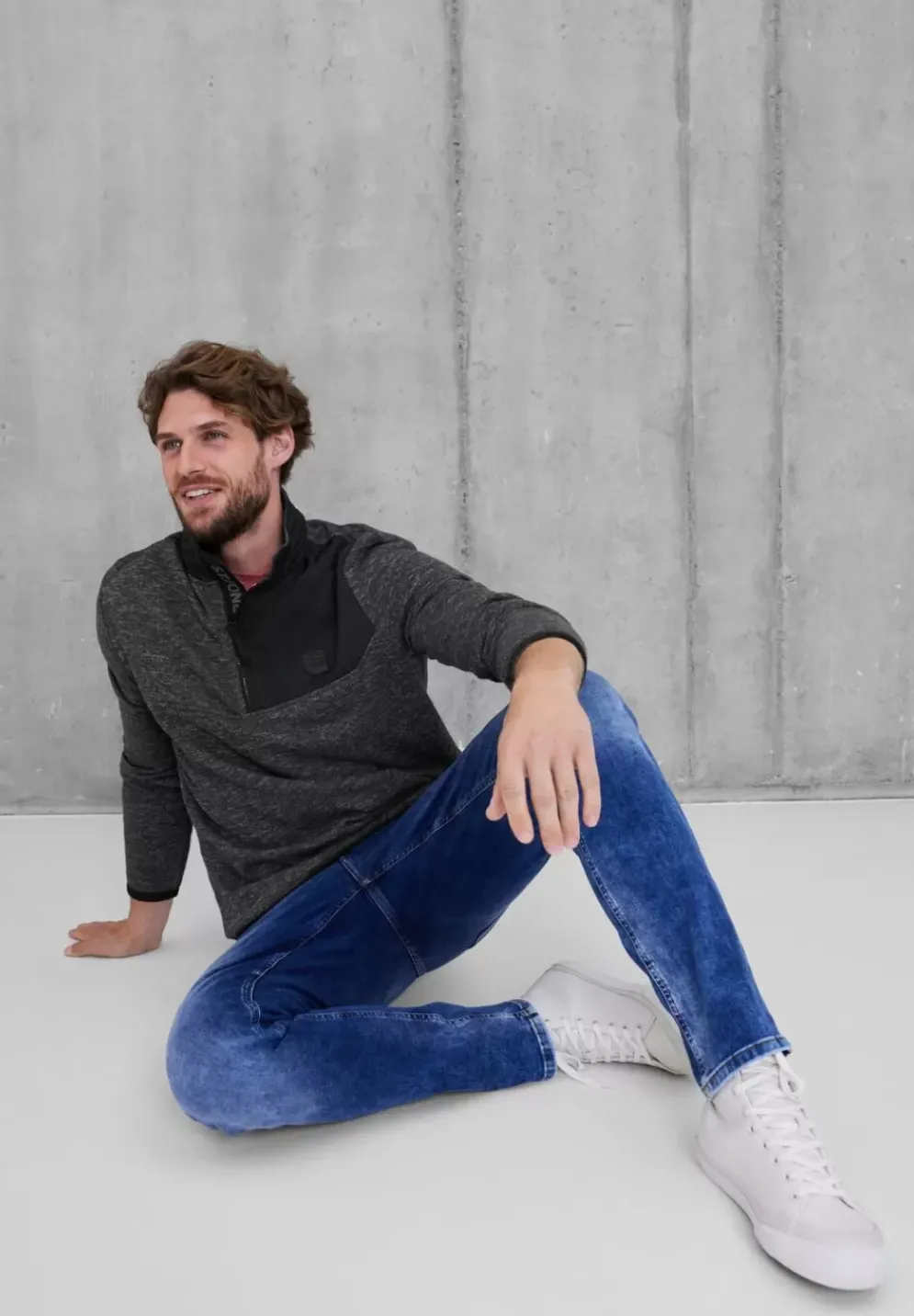 Troyer Im Materialmix