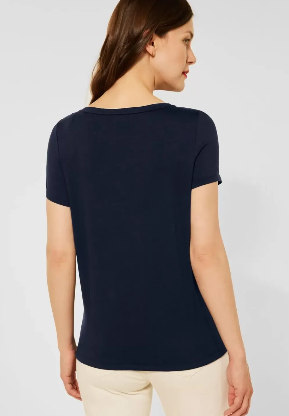 T-Shirt Im Materialmix