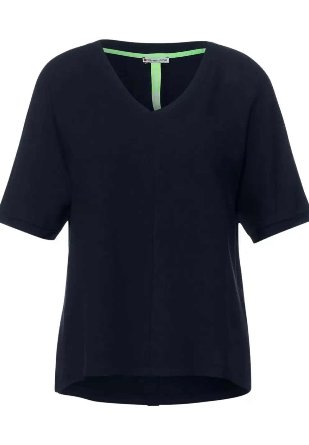 T-Shirt Im Materialmix