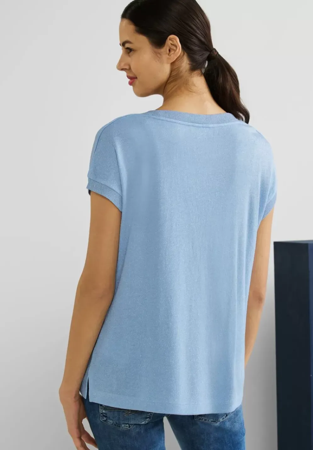 T-Shirt Im Schimmerlook