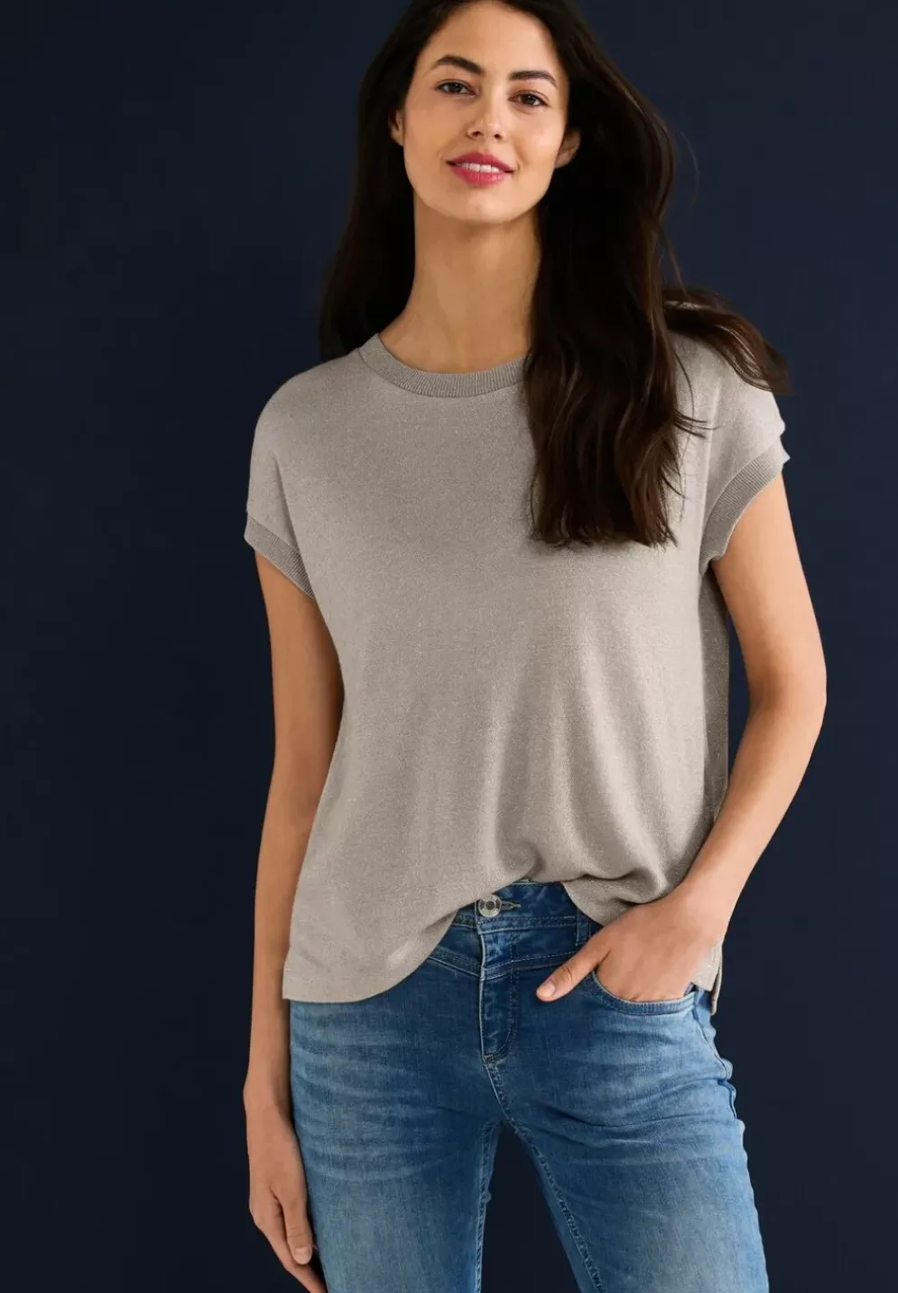T-Shirt Im Schimmerlook