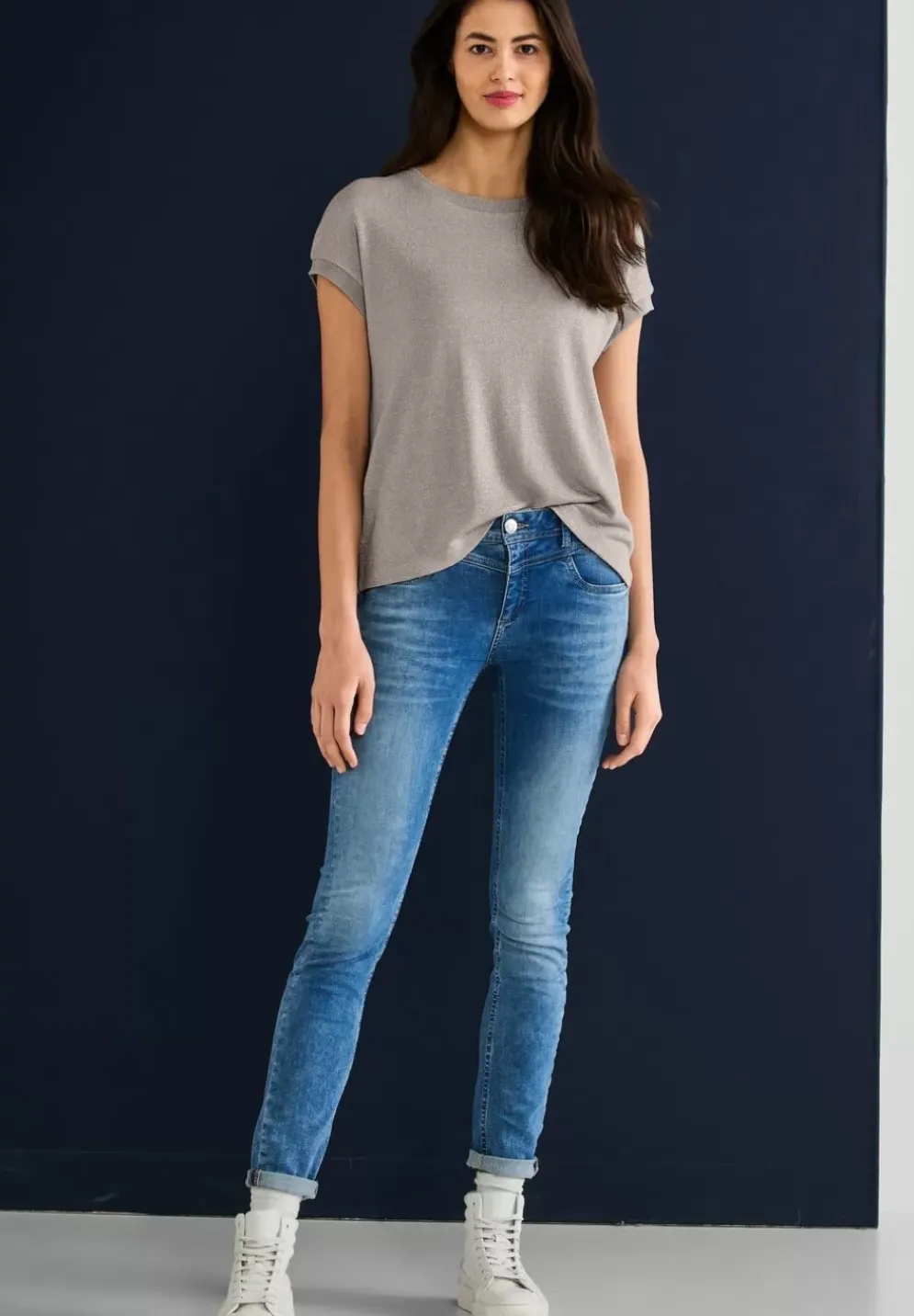 T-Shirt Im Schimmerlook