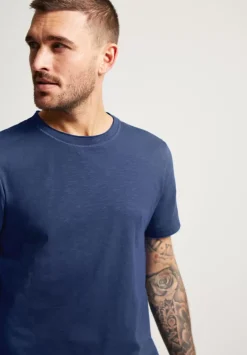 T-Shirt In Unifarbe