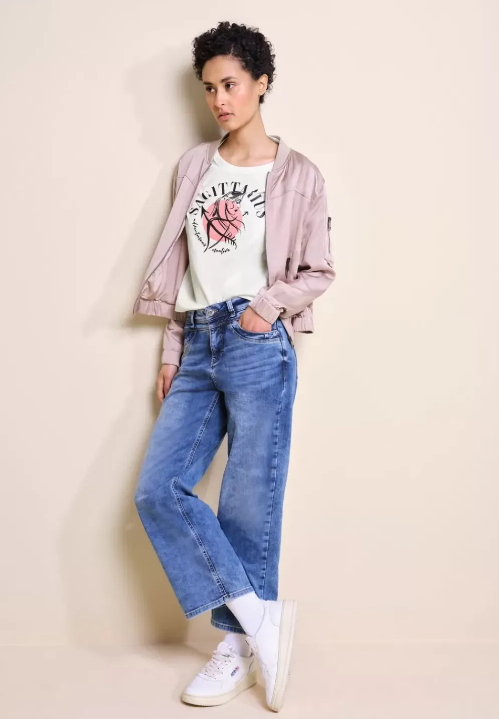 T-Shirt Mit Astro Print