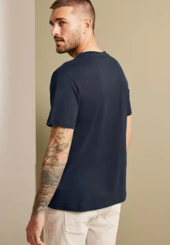 T-Shirt Mit Brustprint