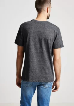 T-Shirt Mit Brustprint