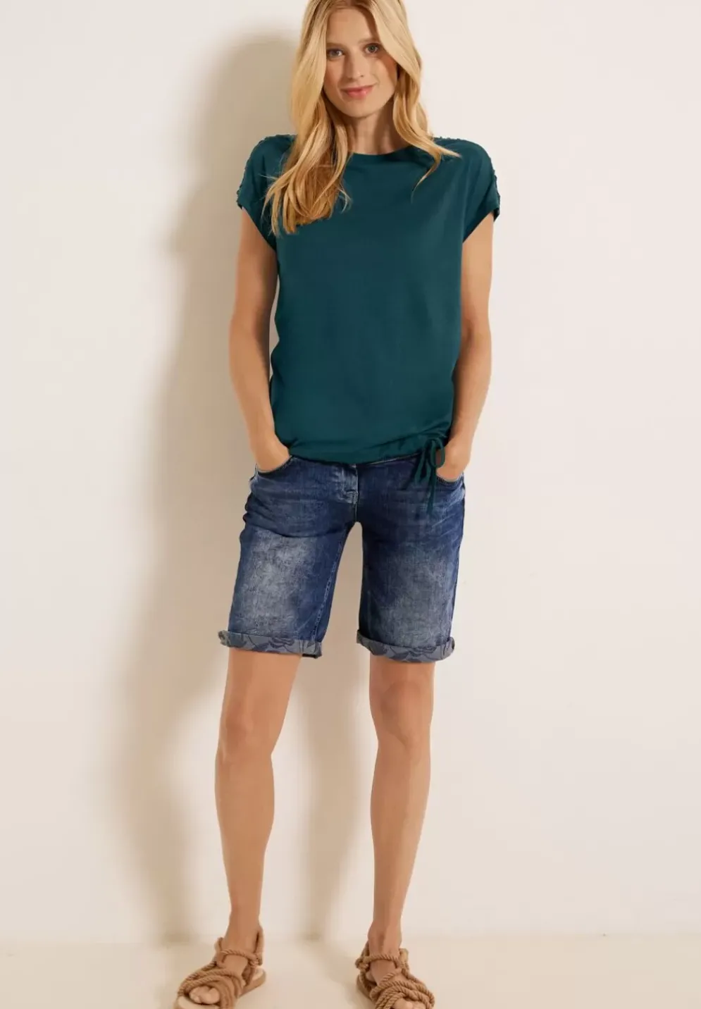 T-Shirt Mit Raffdetails