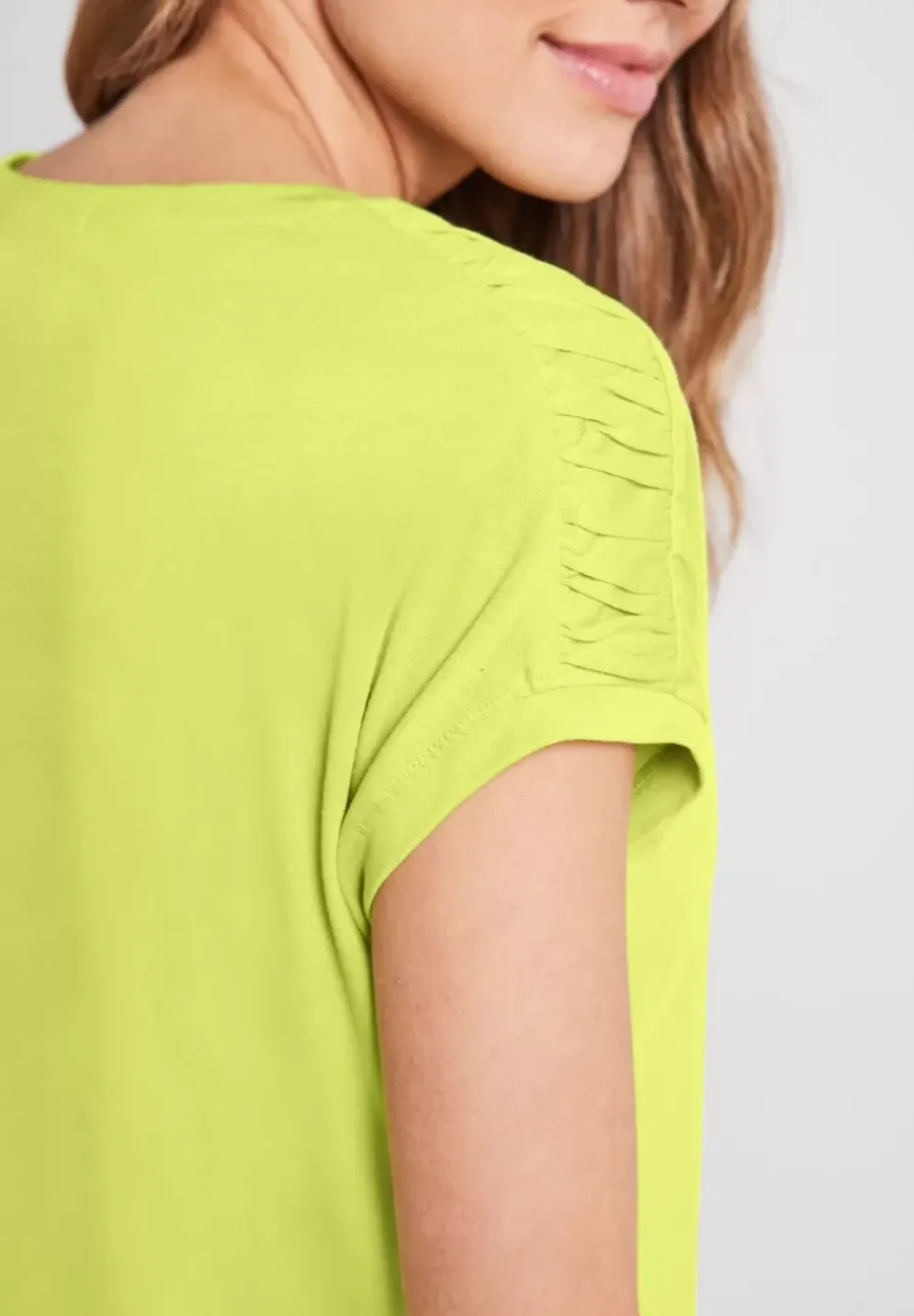 T-Shirt Mit Raffdetails