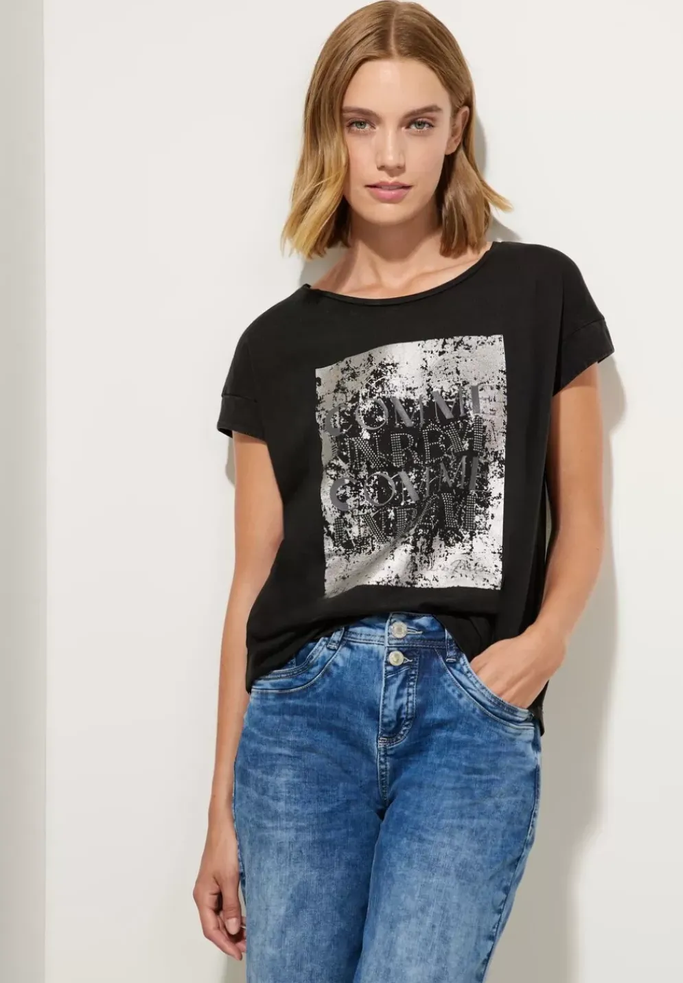 T-Shirt Mit Schimmerwording