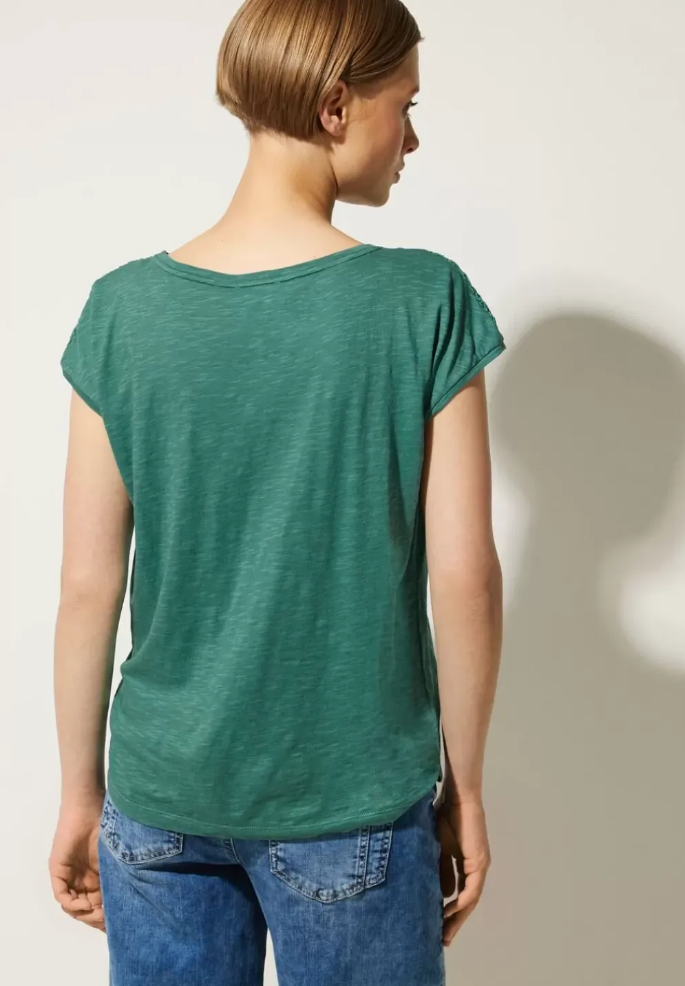 T-Shirt Mit Spitzendetail