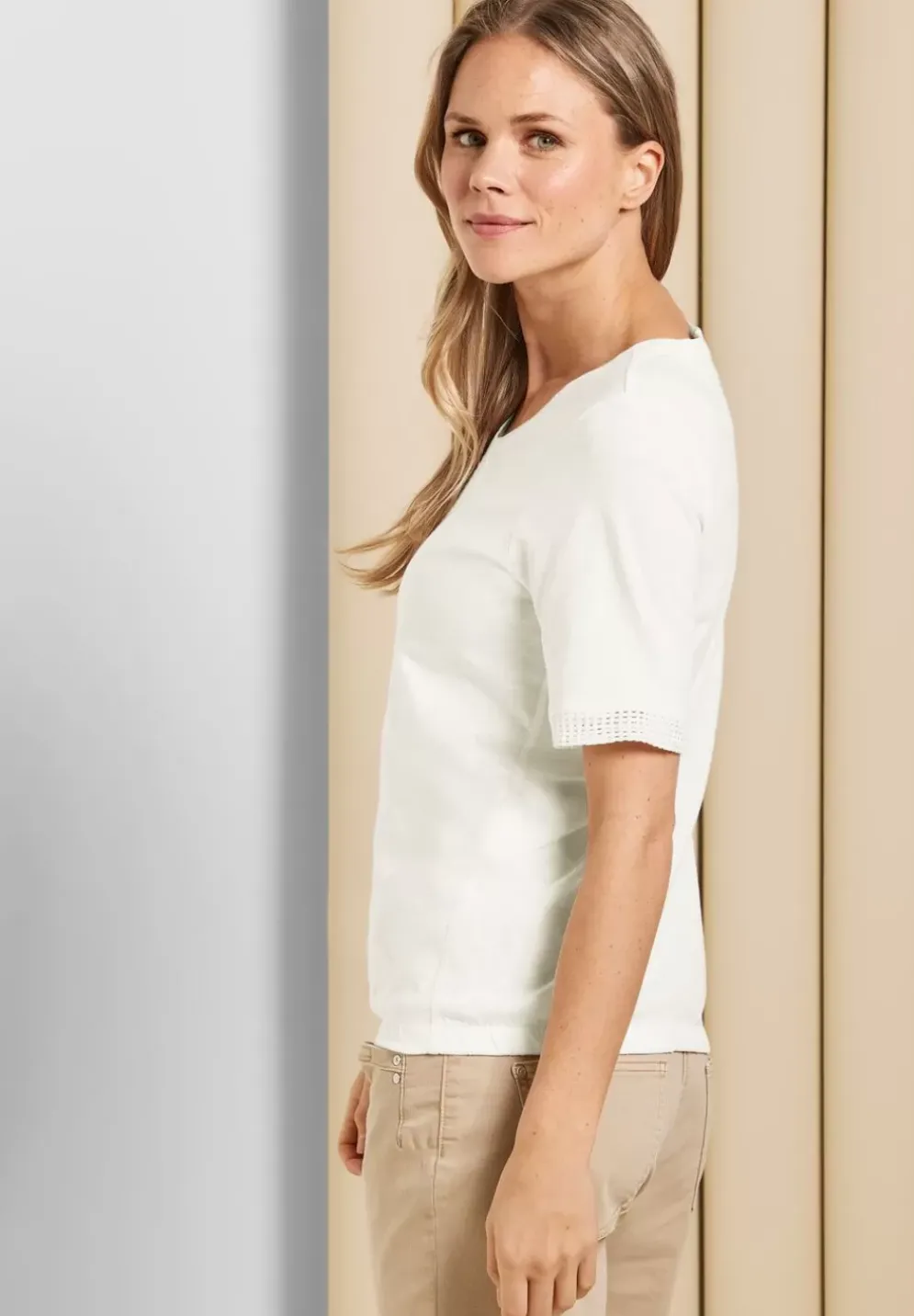 T-Shirt Mit Spitzeneinsatzen