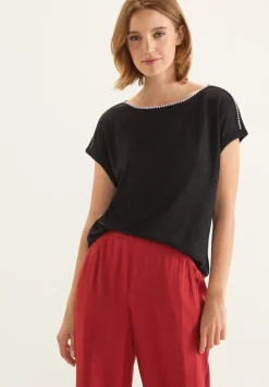 T-Shirt Mit Stickereidetails