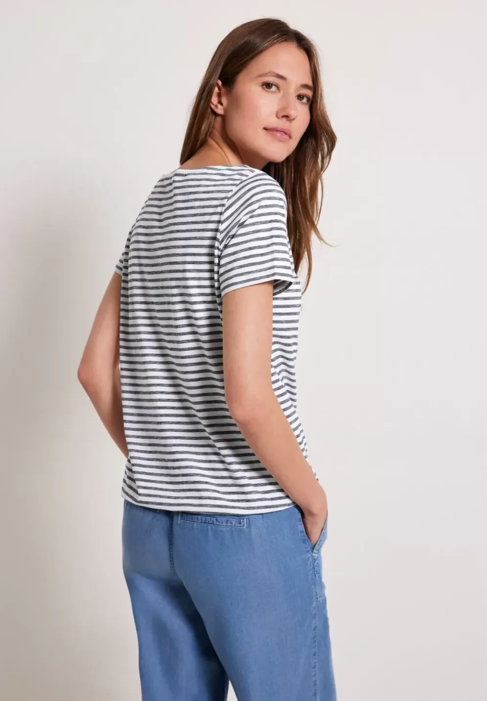 T-Shirt Mit Streifenmuster