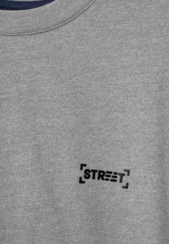 T-Shirt Mit Turn-Up