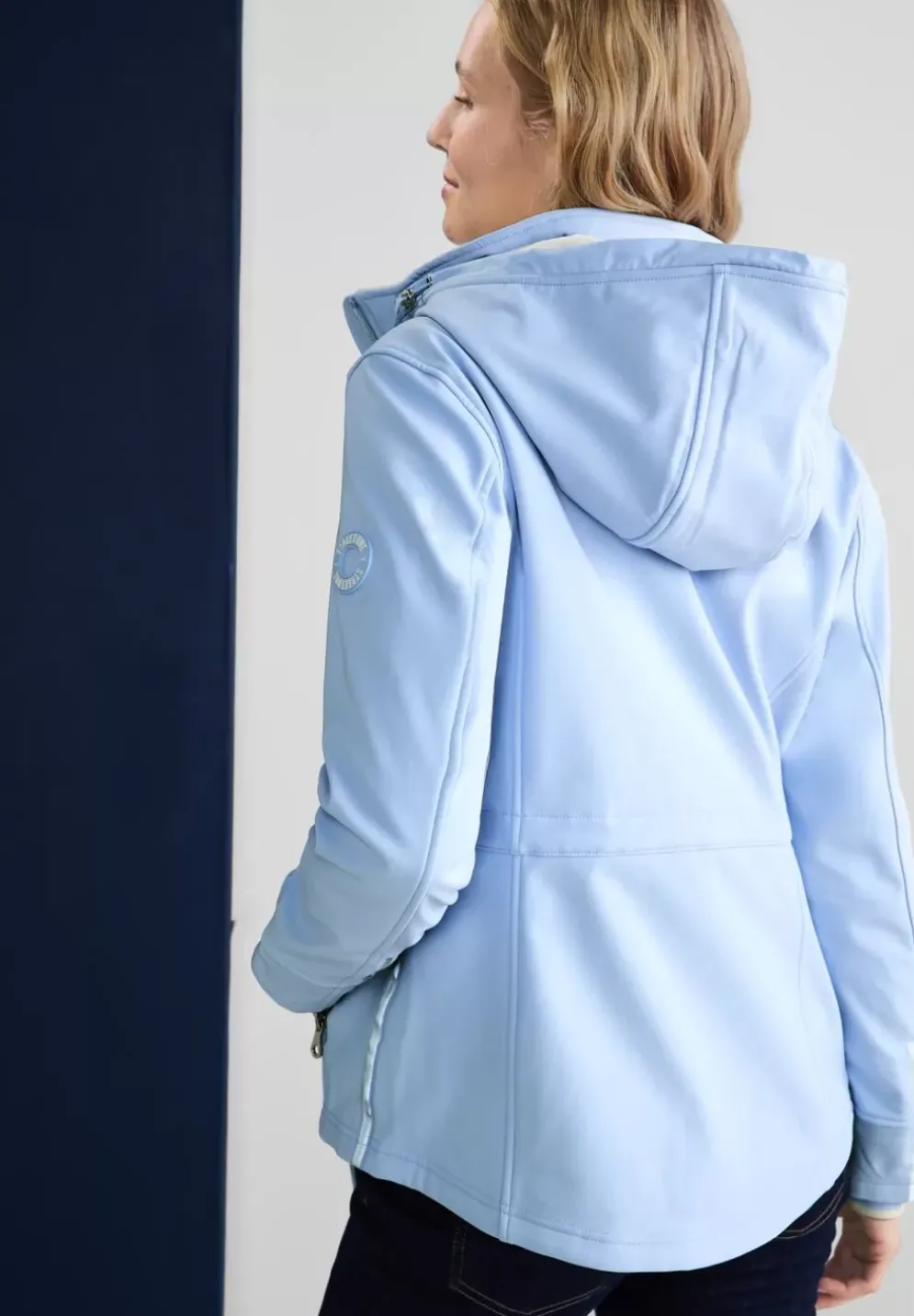 Unifarbene Softshelljacke