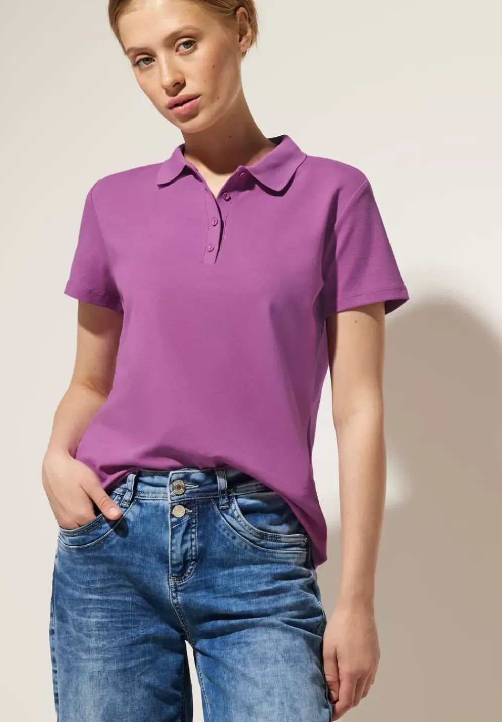 Unifarbenes Poloshirt