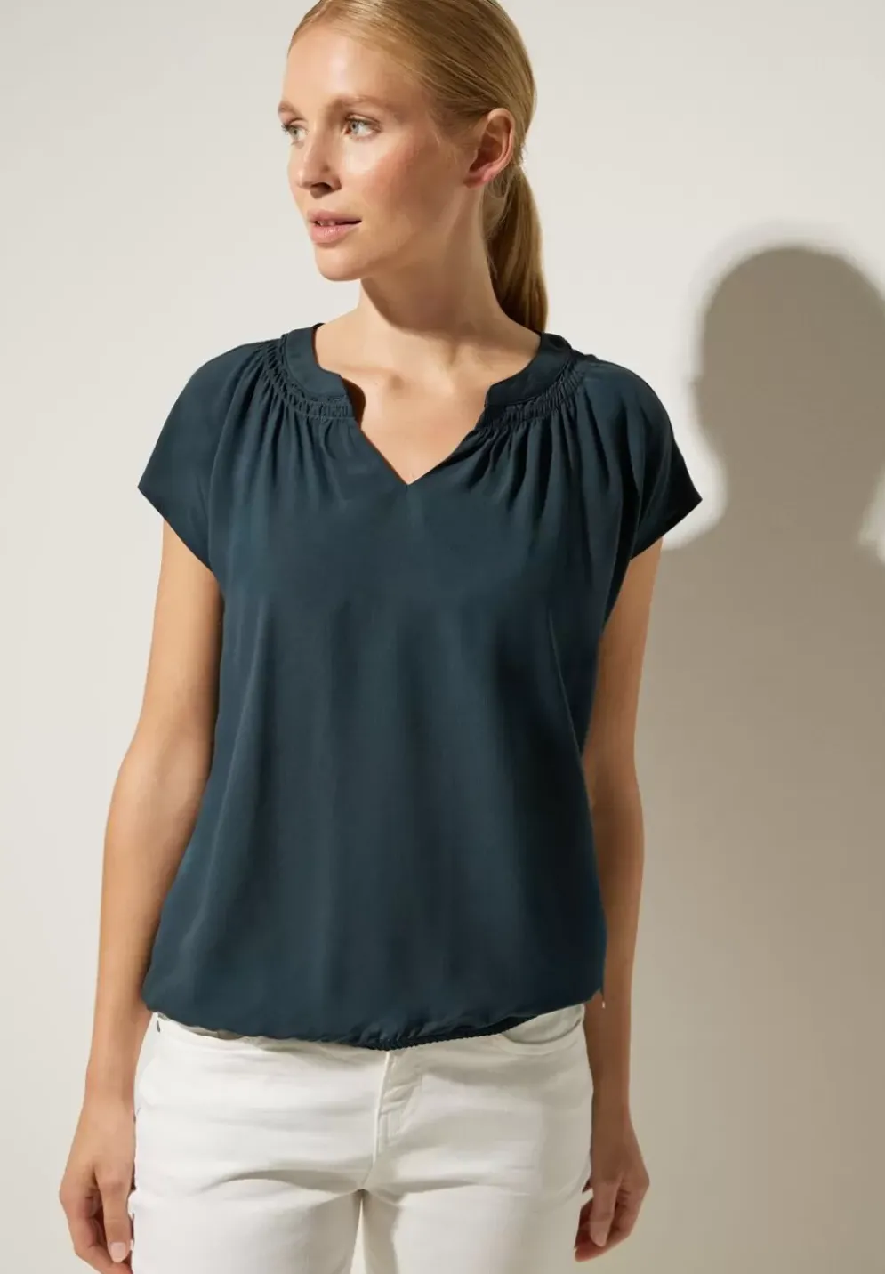 Viskosebluse Mit Elastiksaum
