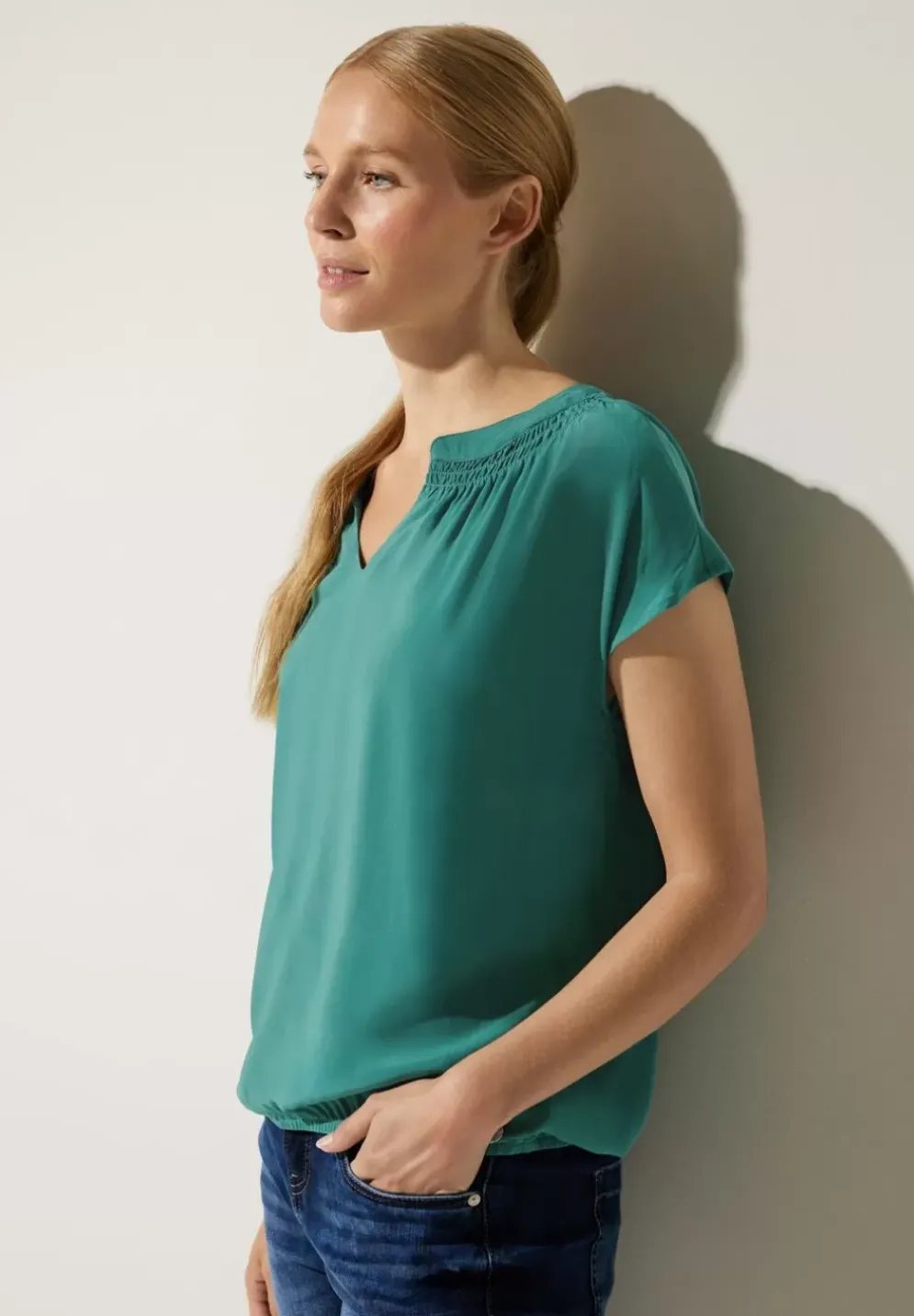 Viskosebluse Mit Elastiksaum