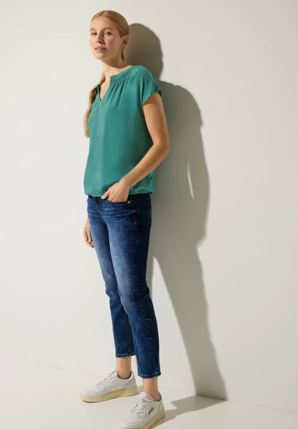 Viskosebluse Mit Elastiksaum