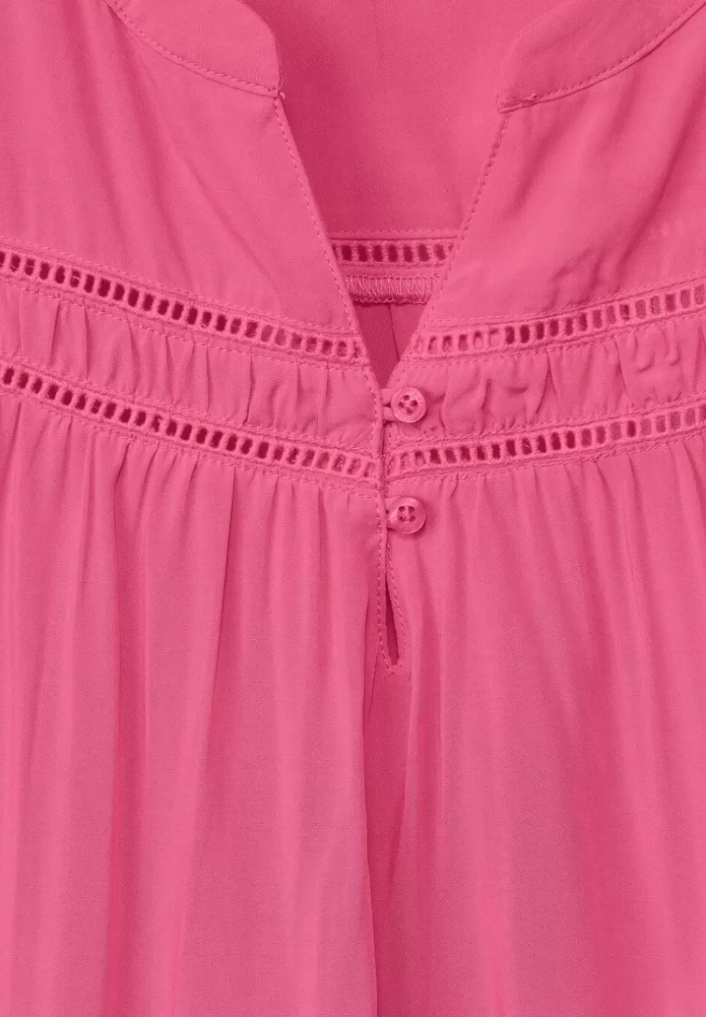 Viskosebluse Mit Hakeldetail
