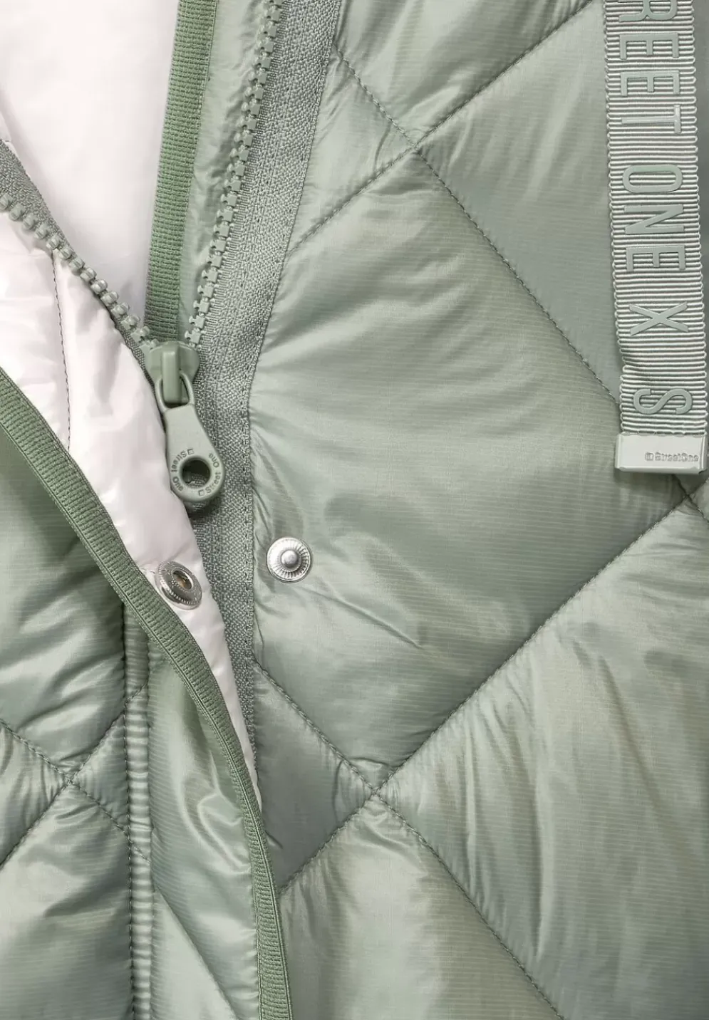 Voluminose Stepp-Longjacke