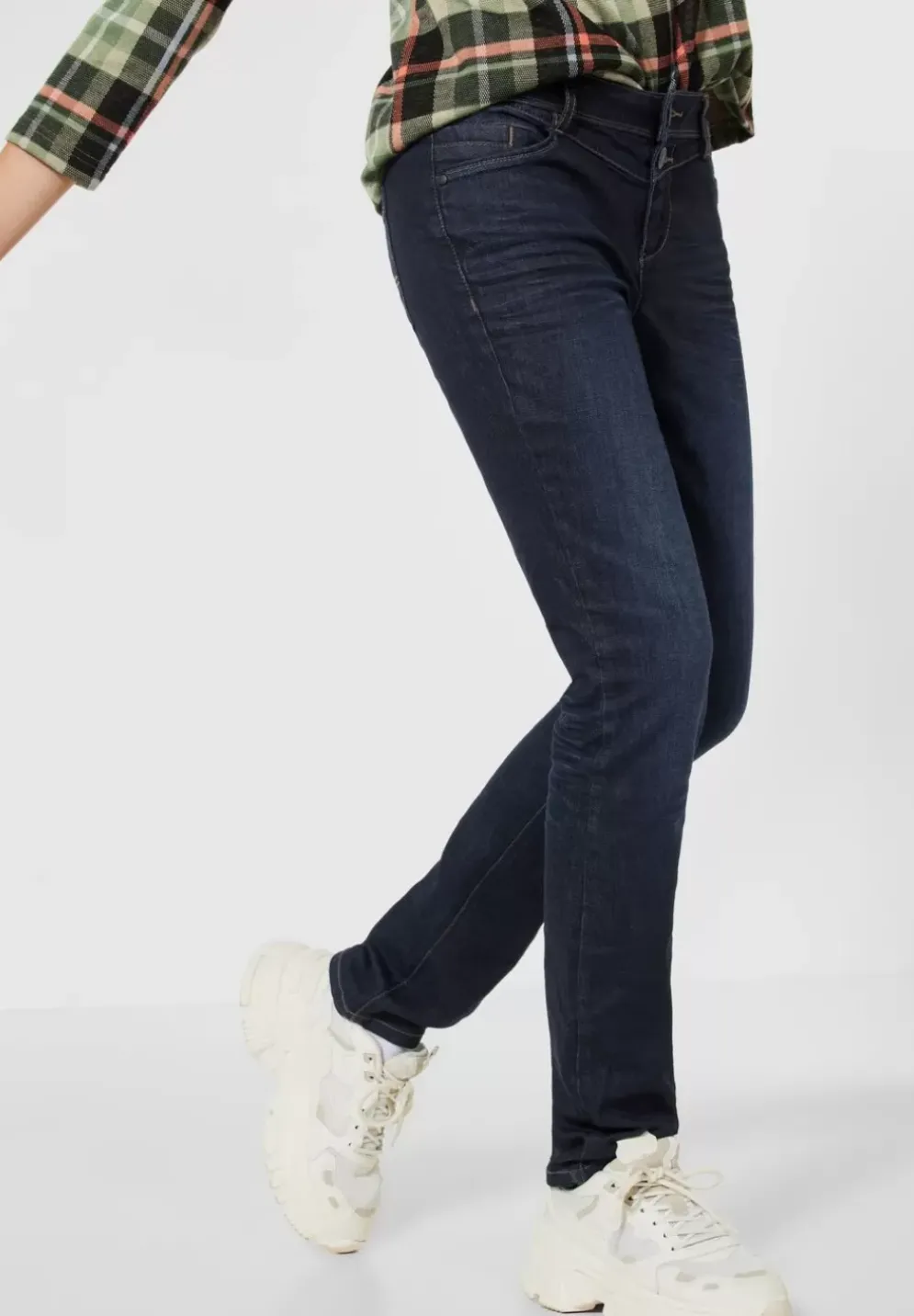 Washed Casual Fit Denim